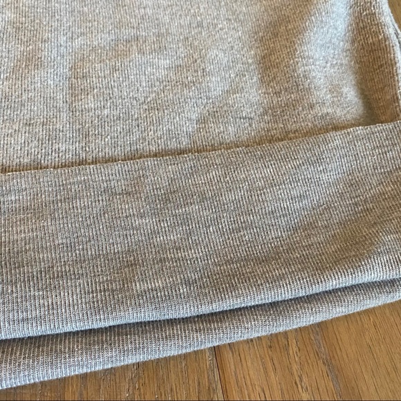 Autumn Mock Neck Zara Short Sleeve - Light Grey - Picture 6 of 6